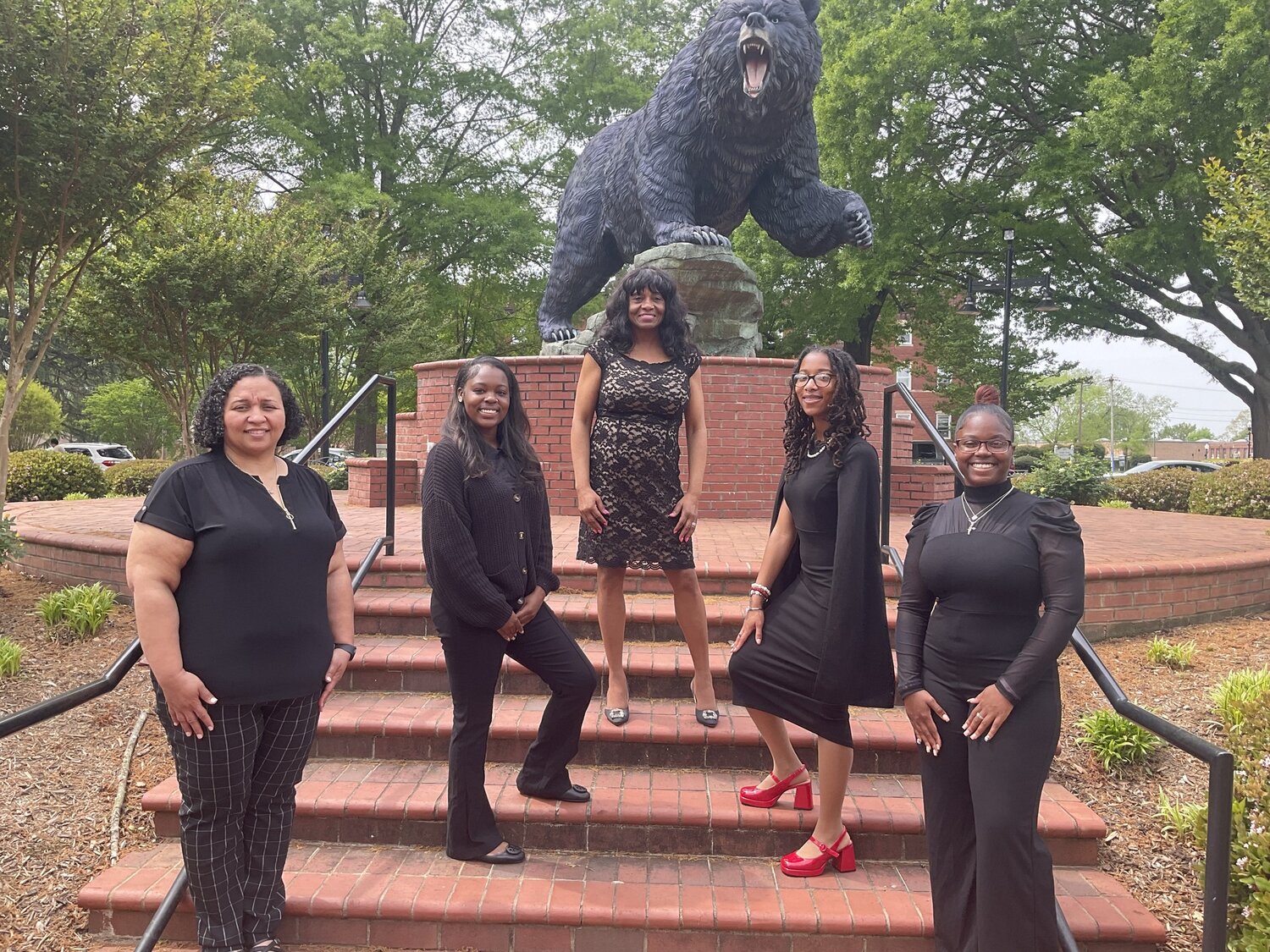 Five Livingstone College Women Received Full Scholarships to Attend National Conference - Image